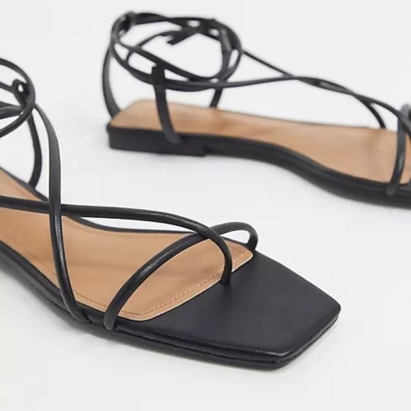 Who What Wear Zander Strappy Square Toe Sandals Blogger Favorite Flat Ankle Wrap - Picture 2 of 11
